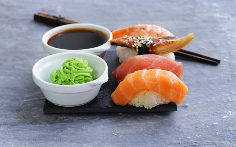 Sai lầm khi ăn sushi nhiều người Việt mắc phải gây ảnh hưởng sức khỏe