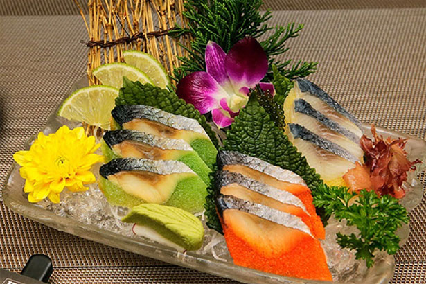 Sashimi Cá Trích Ép Trứng